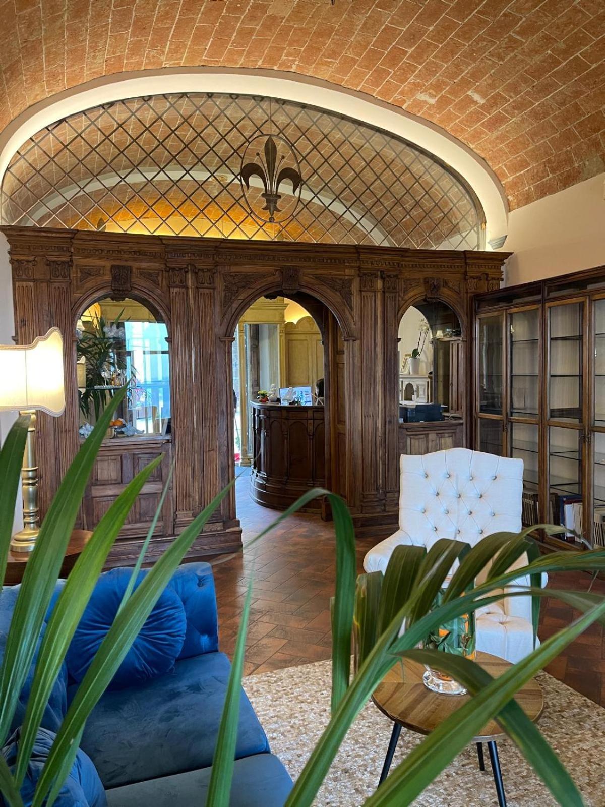 Quattro Gigli Hotel Montopoli in Val d'Arno Luaran gambar