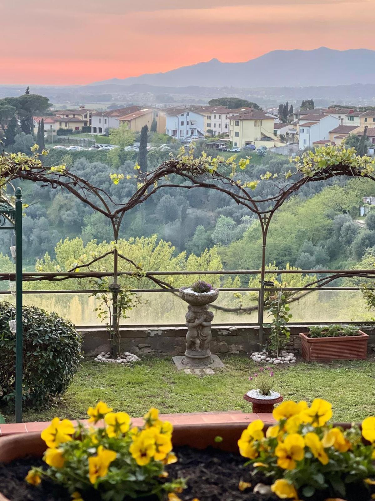 Quattro Gigli Hotel Montopoli in Val d'Arno Luaran gambar